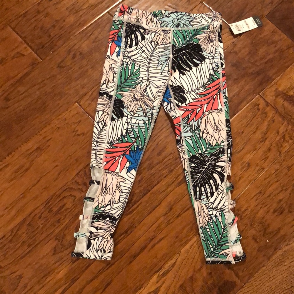Tropical leggings NWT